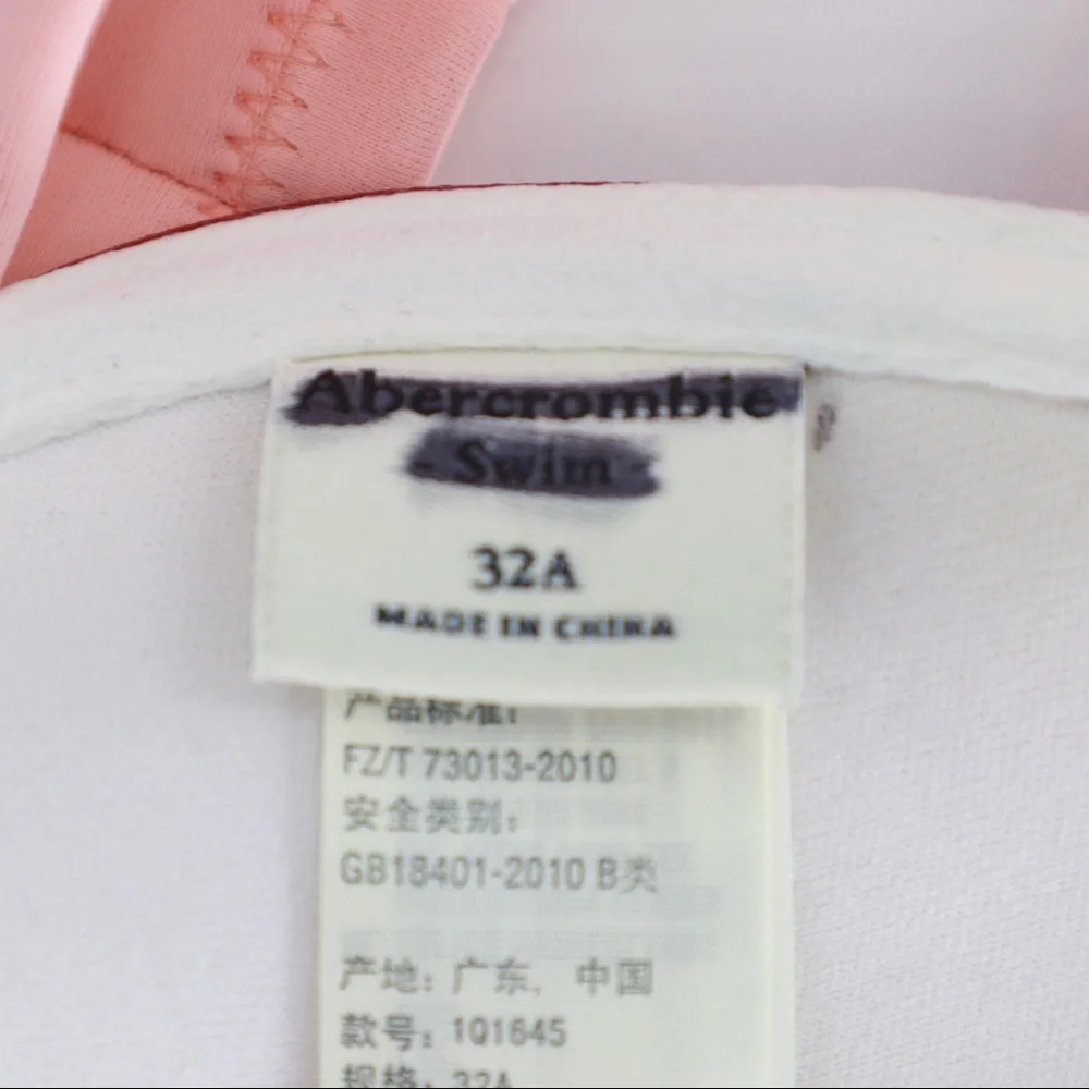Abercrombie & Fitch size 32a